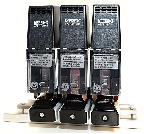3x Rapid 105E Classic Elektrohefter + Tisch + 2x Lichtleiterkabel für Klammern 26/6 , 66/6