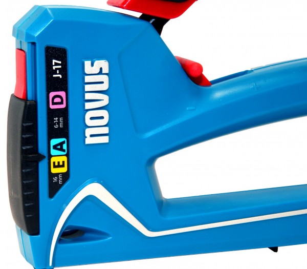 Novus Handtacker J-17, Profi-Tacker mit Unterlademechanik und Klammeranzeige